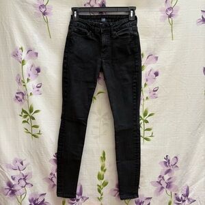 GAP Black Wash Mid Rise Full Length Skinny Jeans